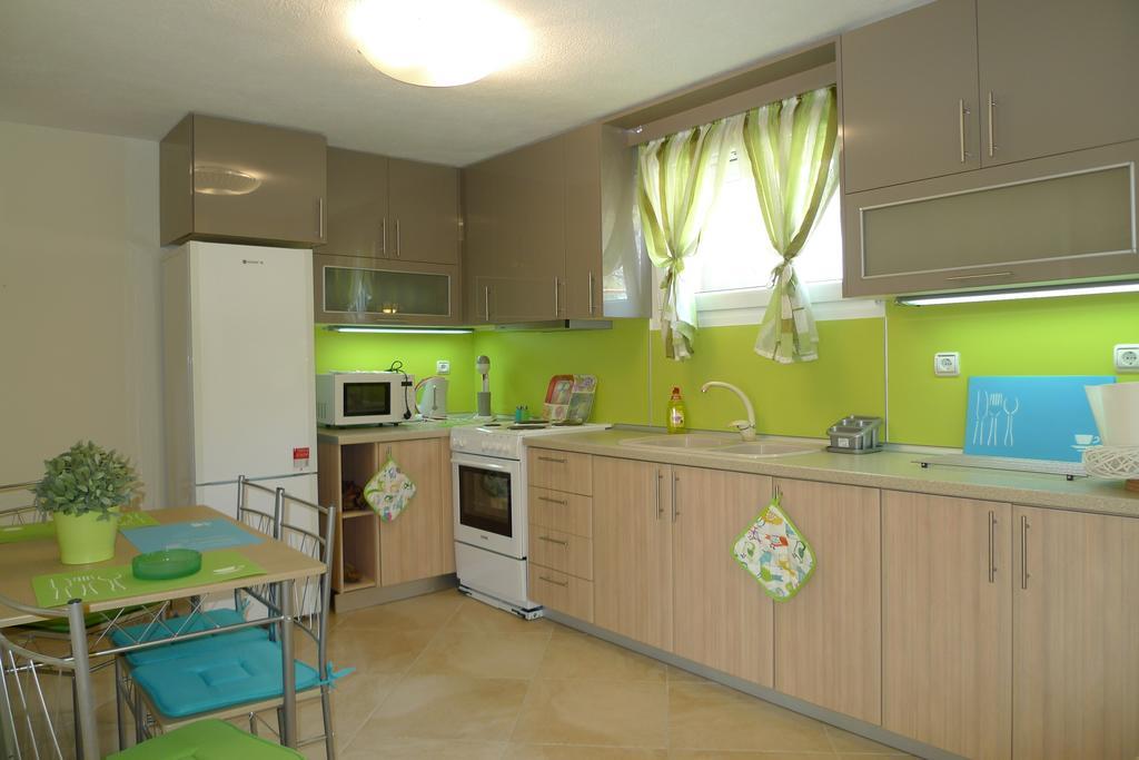 Excellent Villa Vourvourou Bagian luar foto